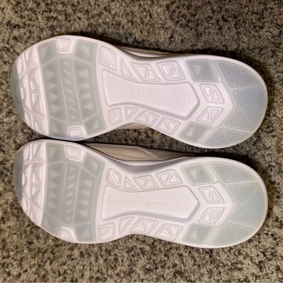 APL Techloom Bliss Size 7 Warm Silk/Ivory New In Box light pink nude and white - Picture 4 of 7